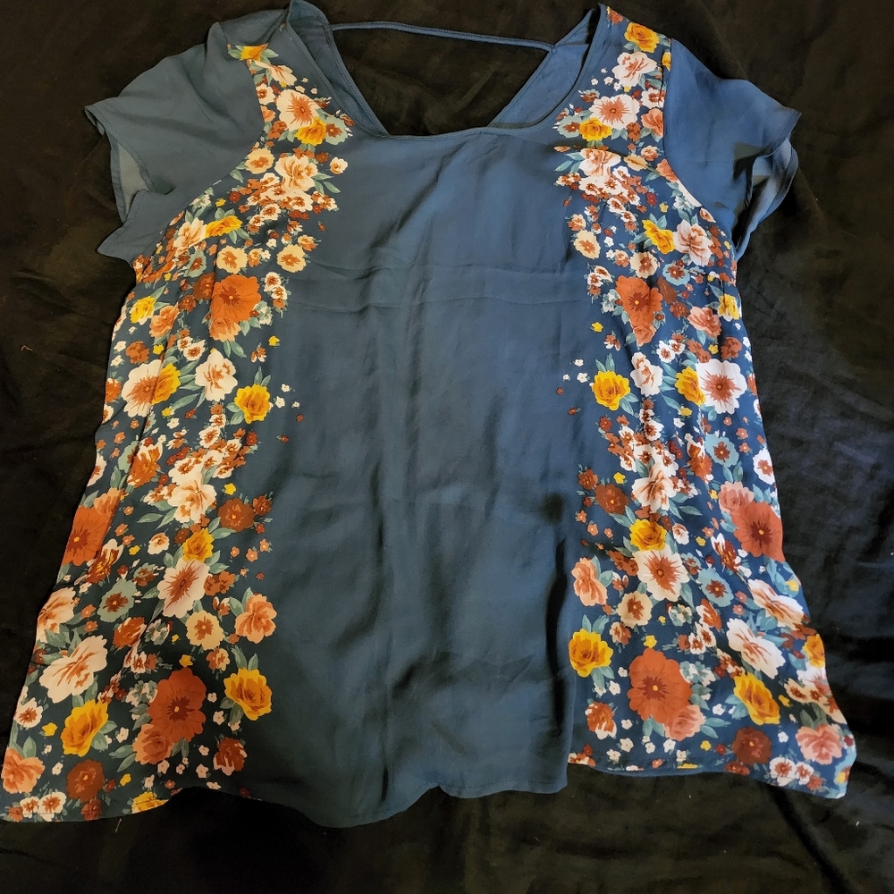 Torrid sz 2 top